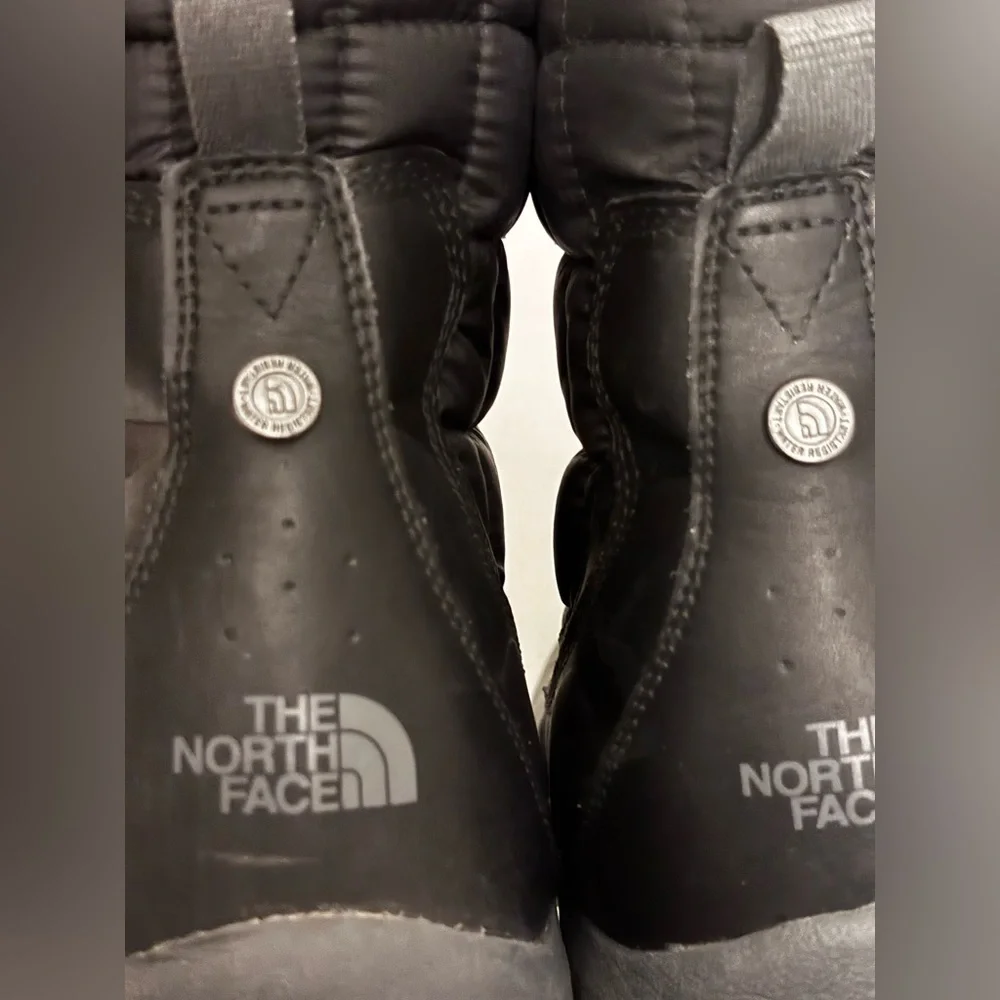 The North Face Thermoball Utility Boots Sz 12.5